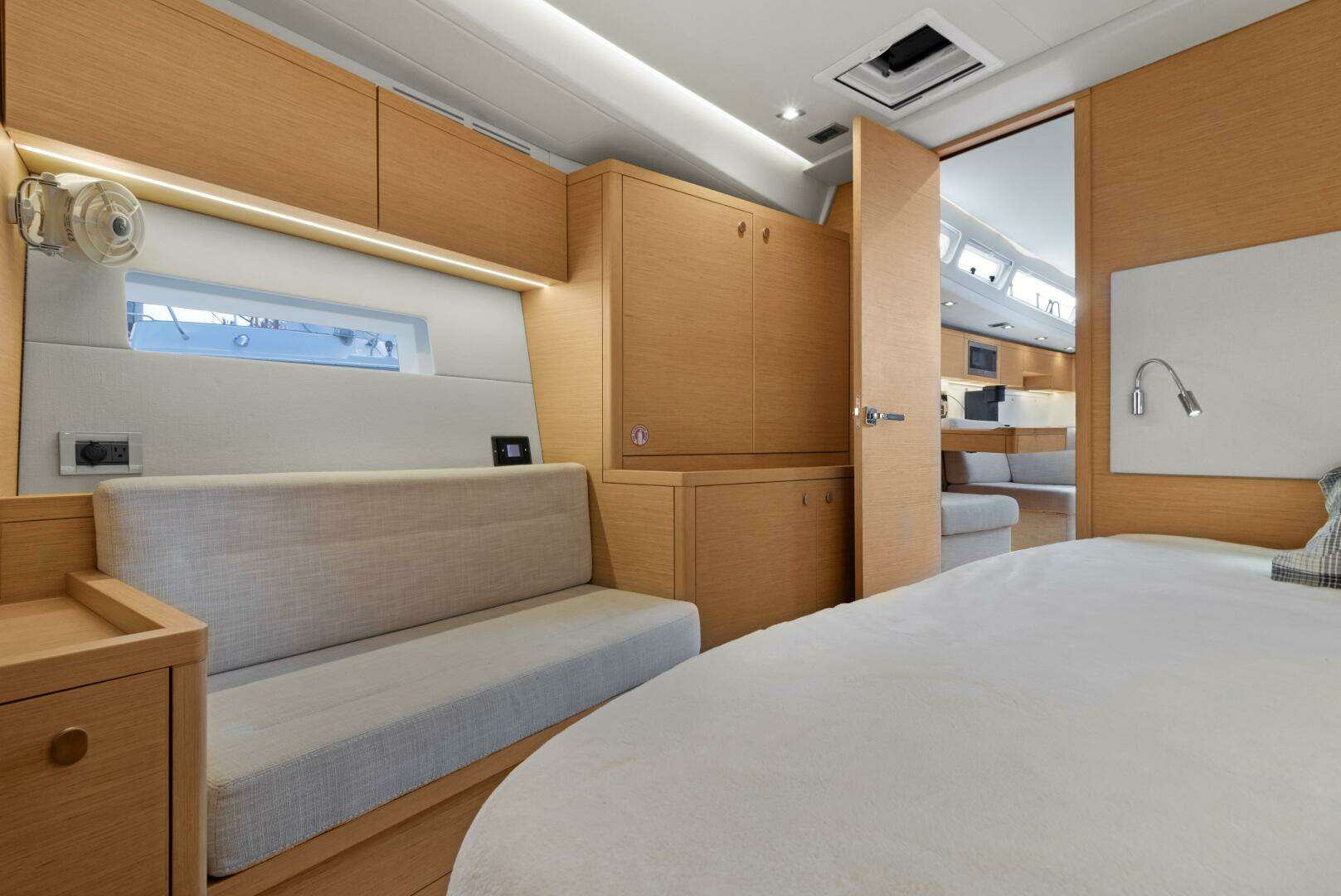 2017 Grand Soleil 52 LC - Image 53