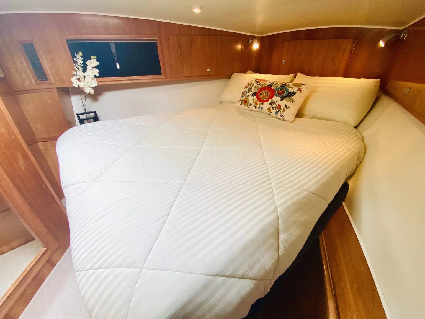 2003 Navigator 5700 Rival - Image 55