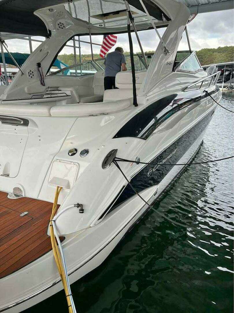 2006 Crownline 340 CR - Image 3