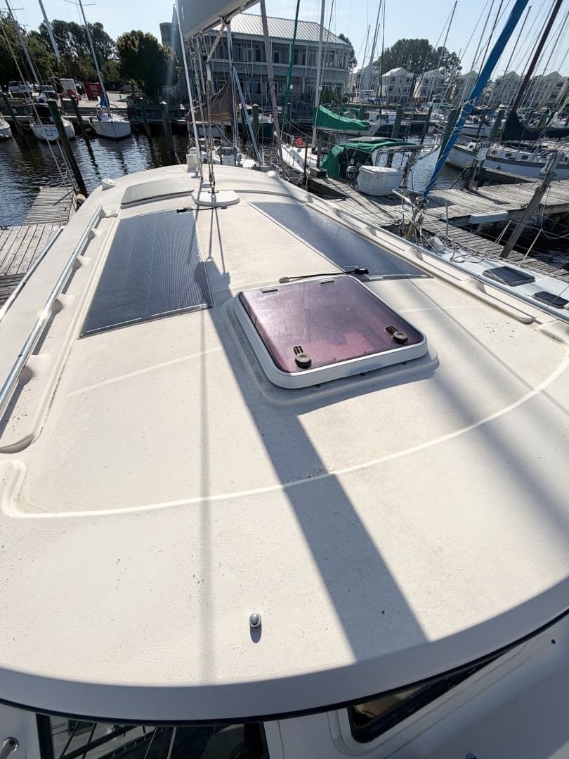 2007 Island Packet SP Cruiser - Image 23