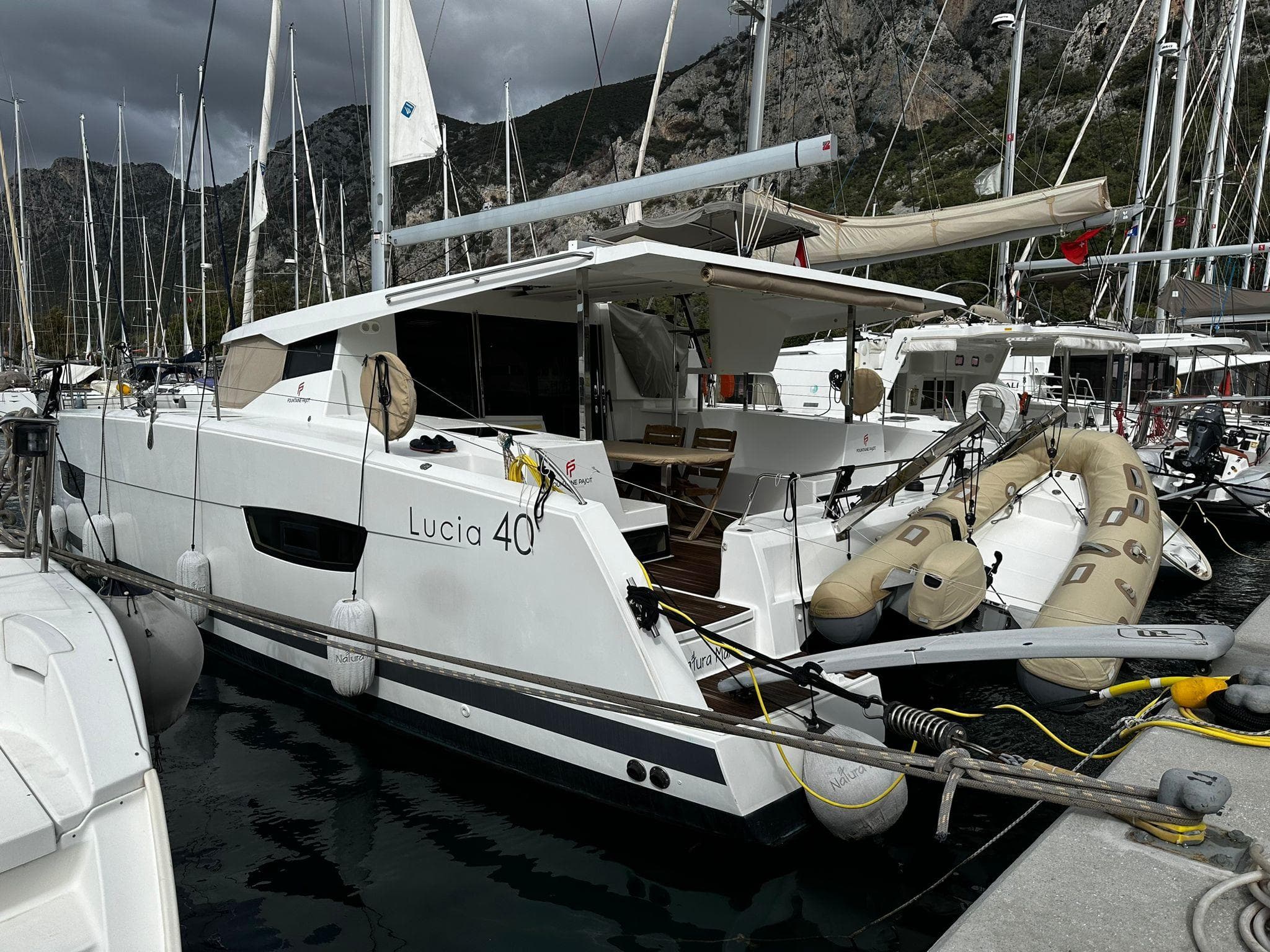 Fountaine Pajot Lucia 40 for sale