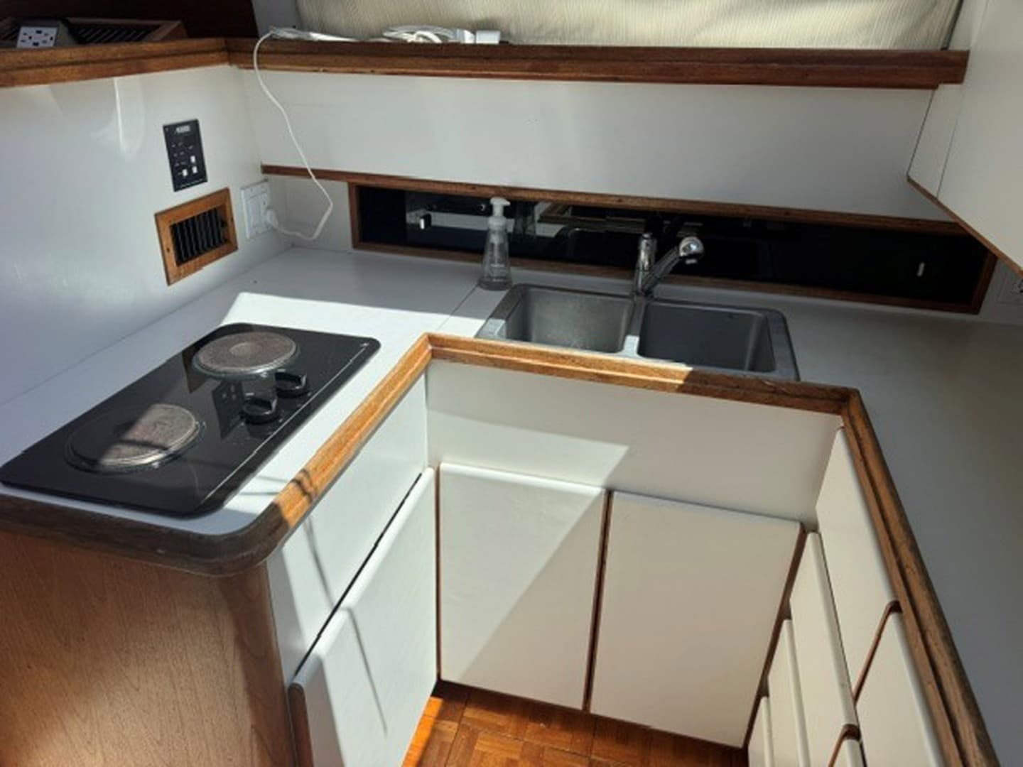 1988 Tiara Sport 3600 Convertible - Image 12