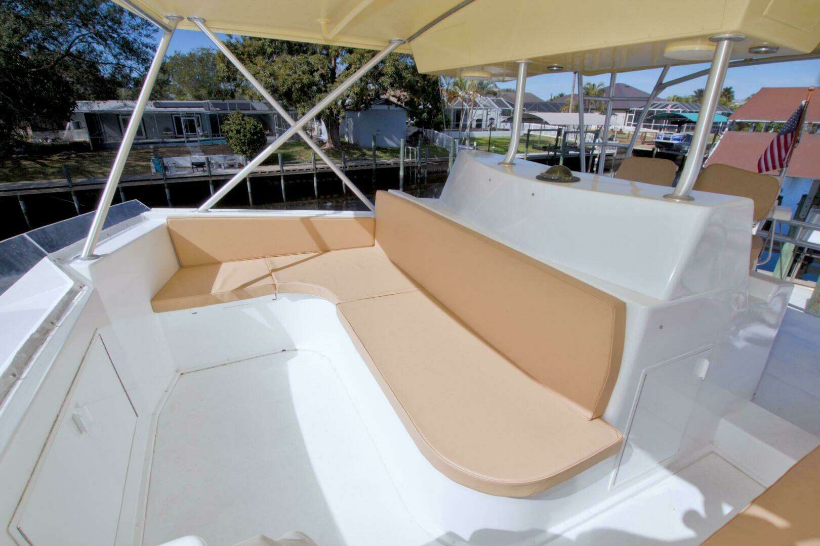 1990 Viking 53 Convertible - Image 40