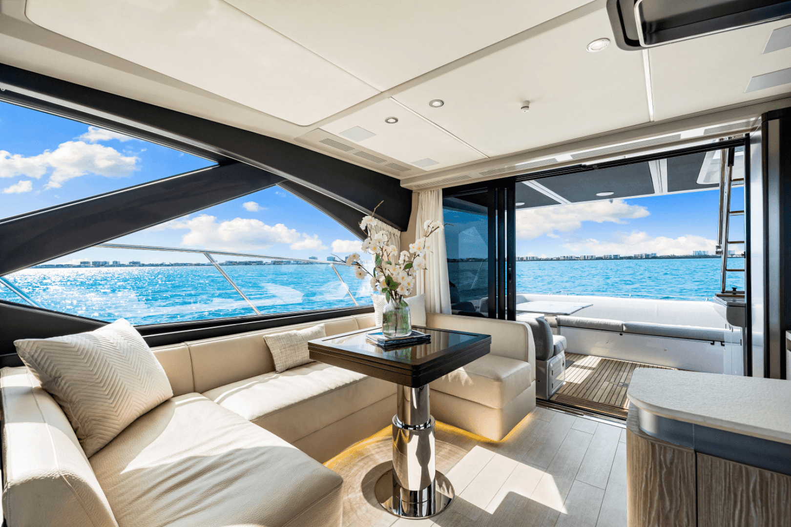 2025 Azimut S6 - Image 70