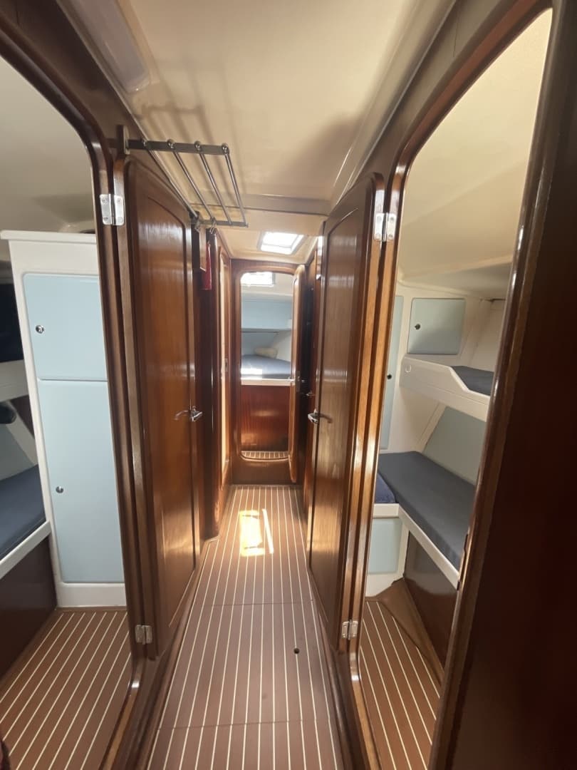2001 Bavaria 50 - Image 21