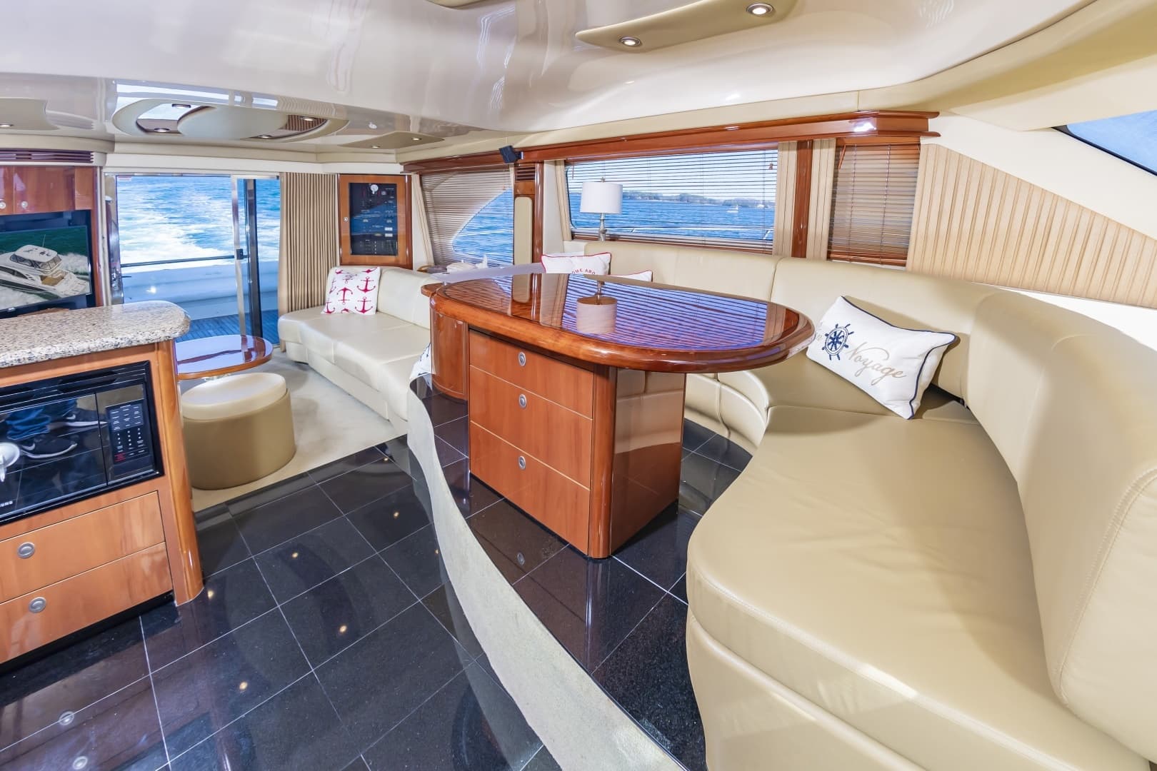 2007 Sea Ray 58 Sedan Bridge - Image 34