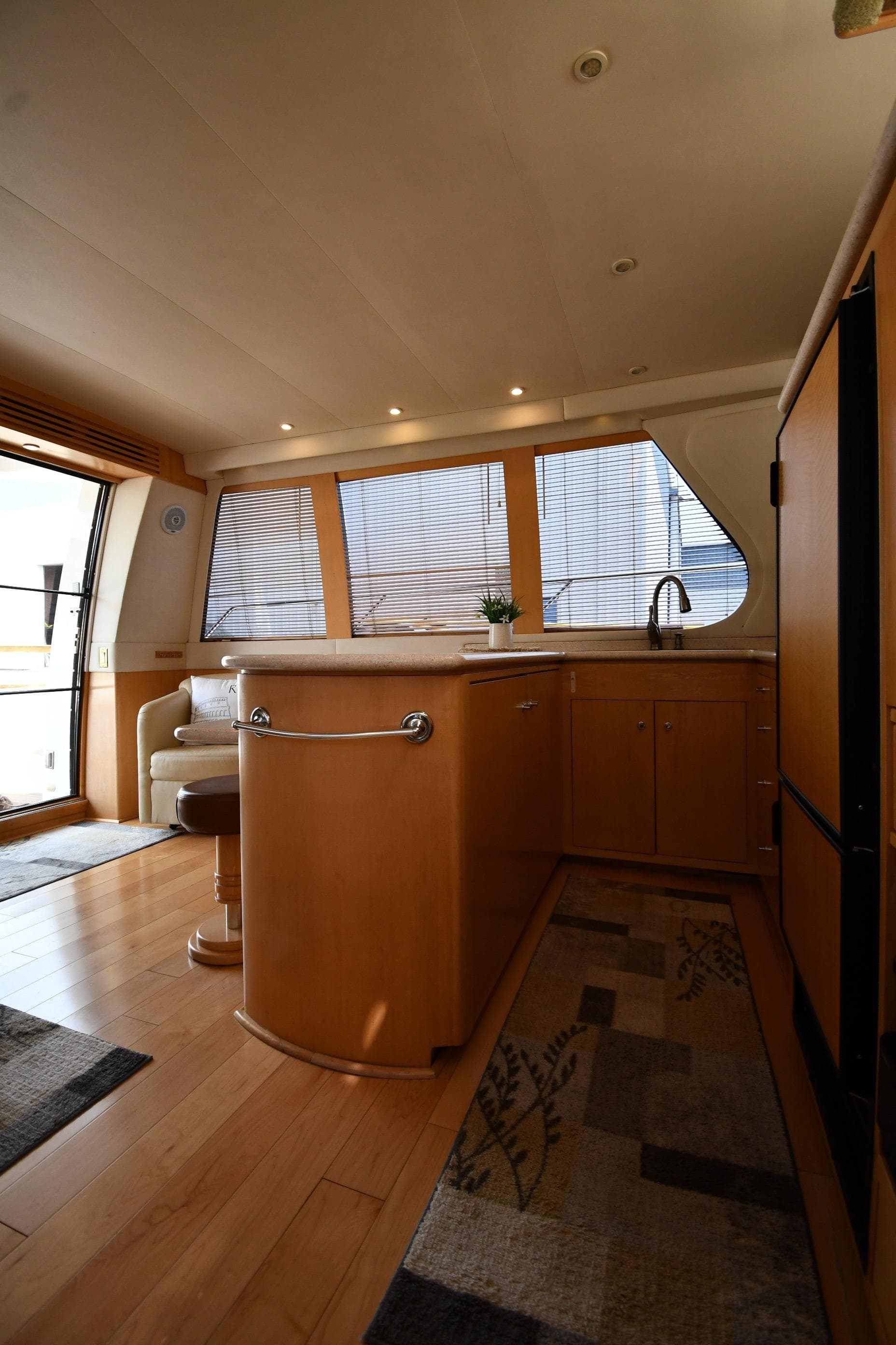 1998 Carver 530 Voyager Pilothouse - 73