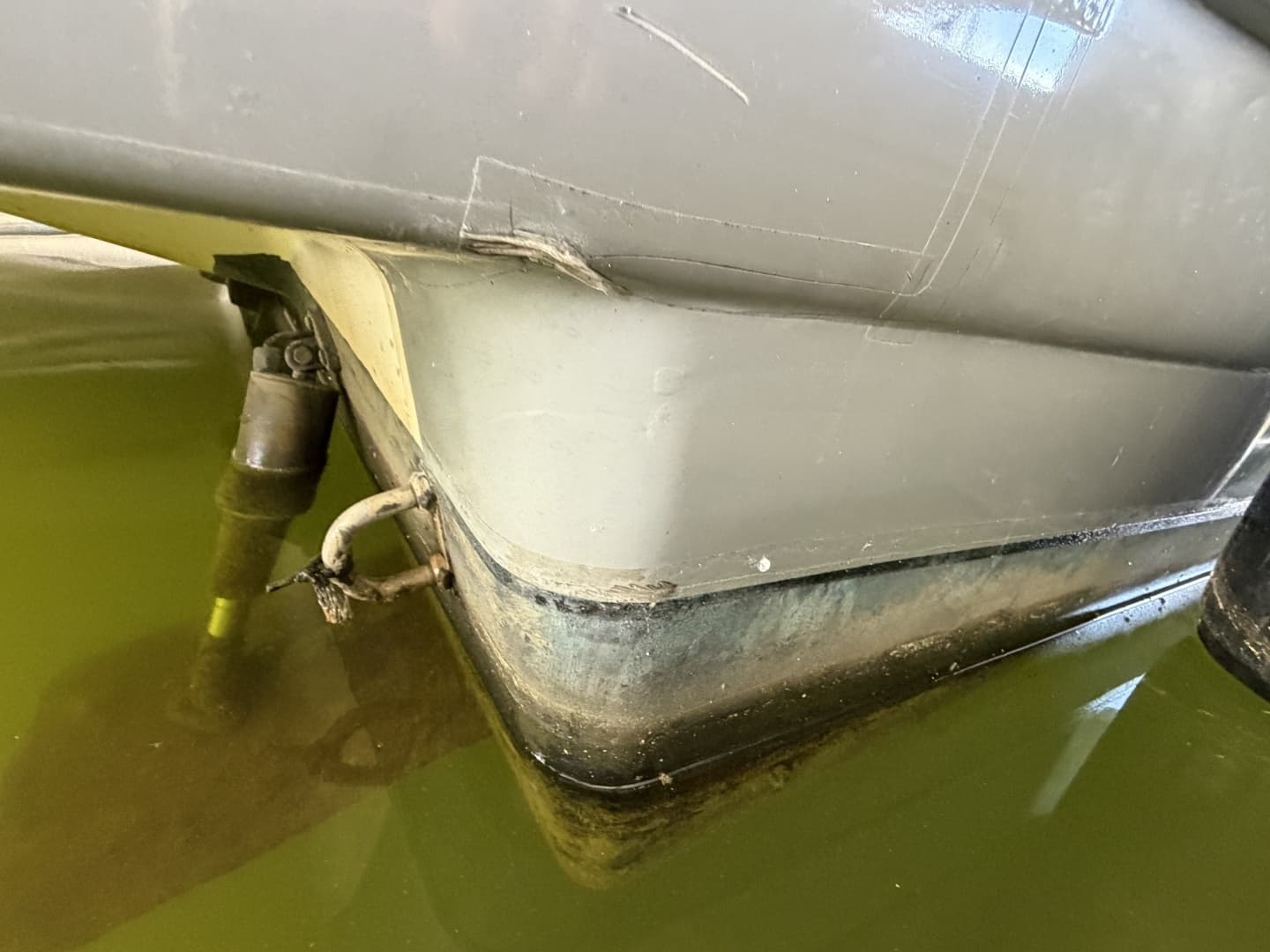 2008 Rinker 280 Express Cruiser - Image 140