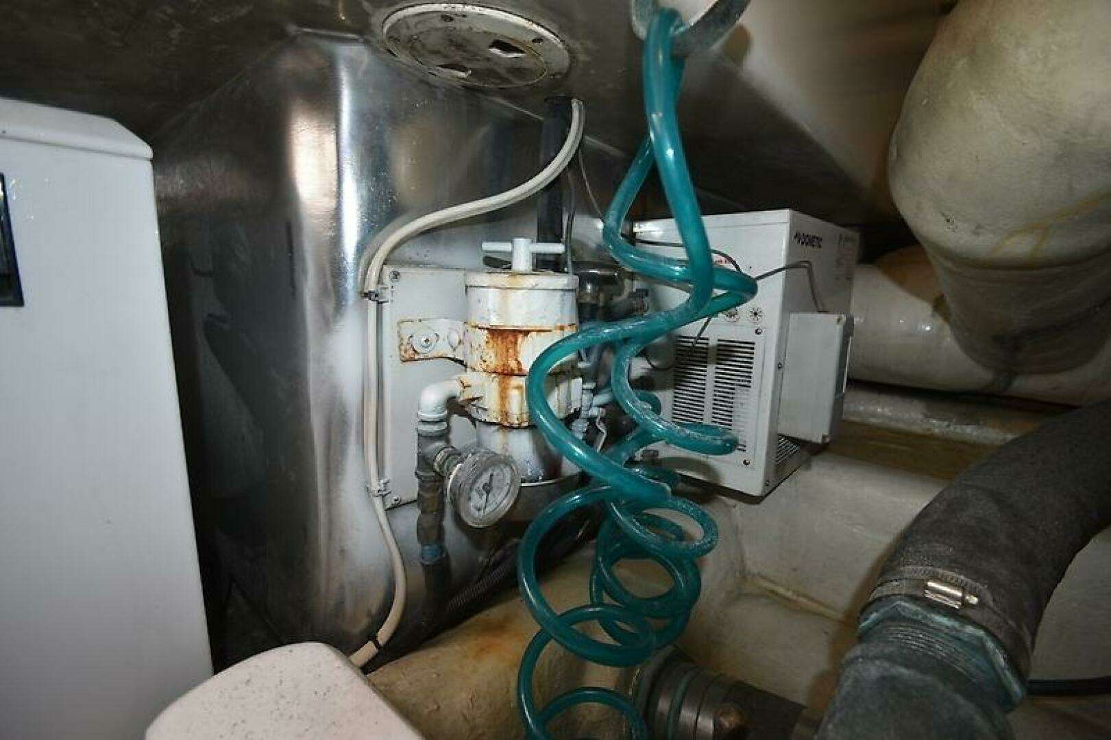 2006 Ocean 46 Super Sport - Image 21