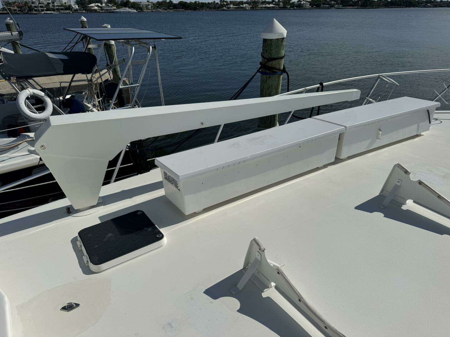 1995 Viking 58 Convertible - Image 87