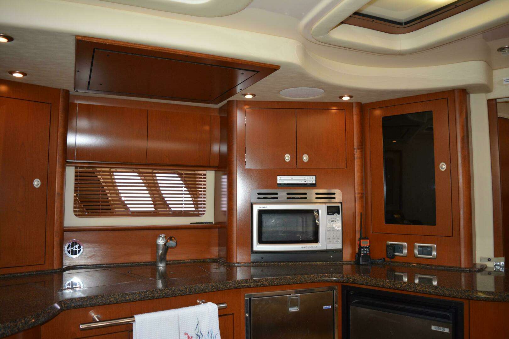 2007 Sea Ray 44 Sundancer - Image 103