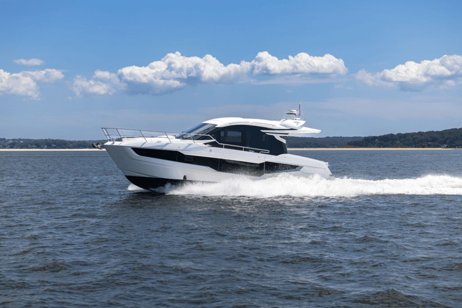 2024 Galeon 410 HTC