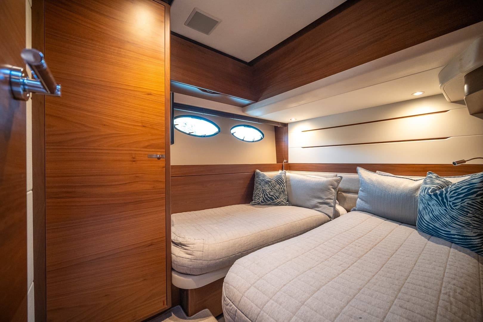 2017 Princess 68 Flybridge - Image 52
