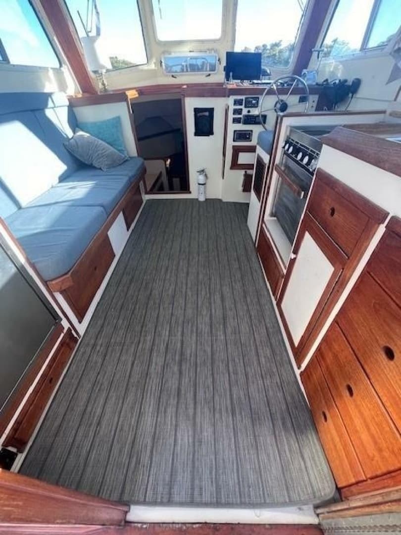 1989 Blue Seas Out Island Explorer - Image 28