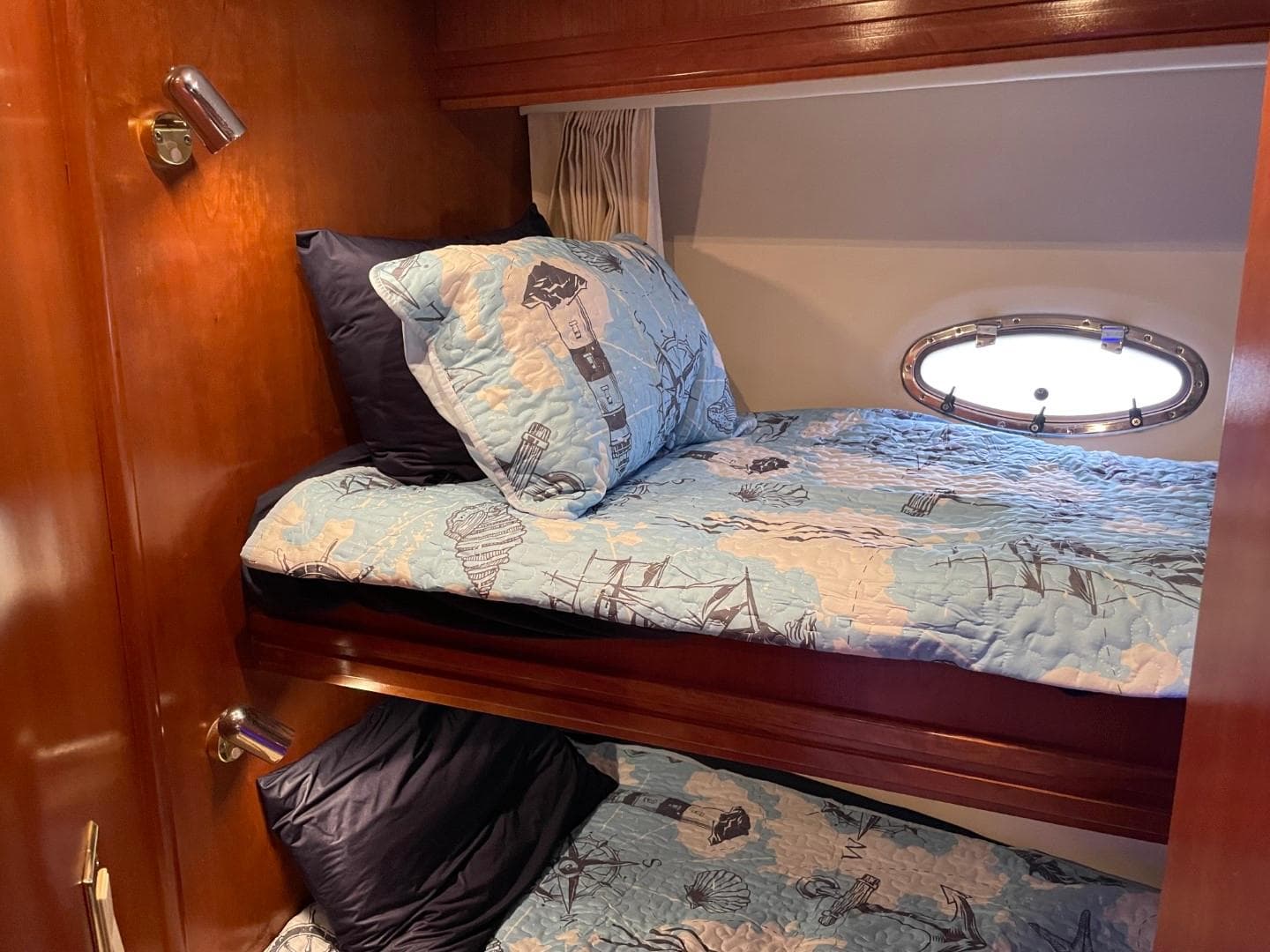 1998 Carver 530 Voyager Pilothouse - 67