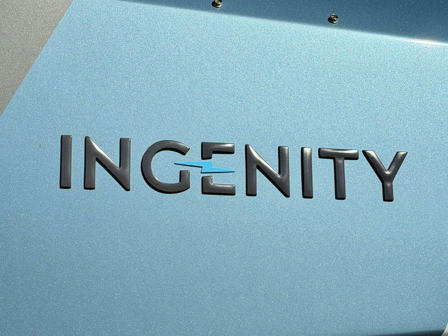 2023 Correct Craft Ingenity 23EL2 Electric Boat - Image 187