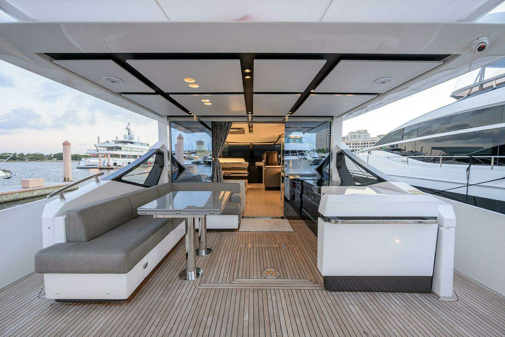 2019 Azimut S7 - Image 35