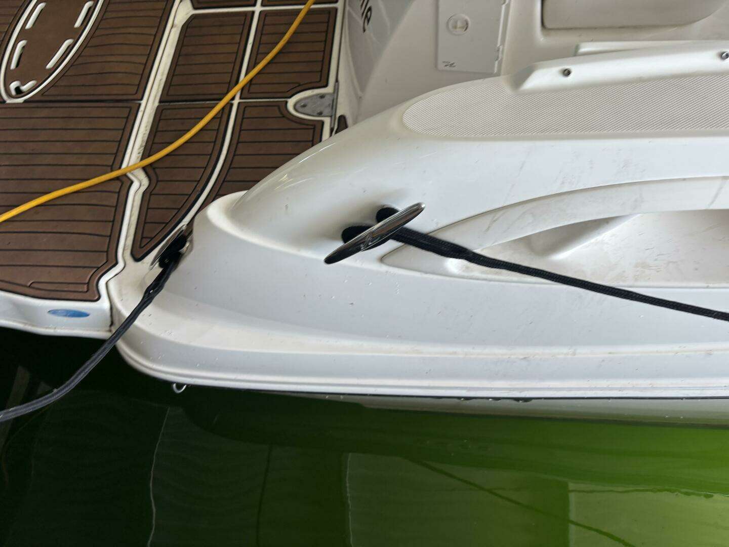2008 Sea Ray 290 Sundancer - Image 11