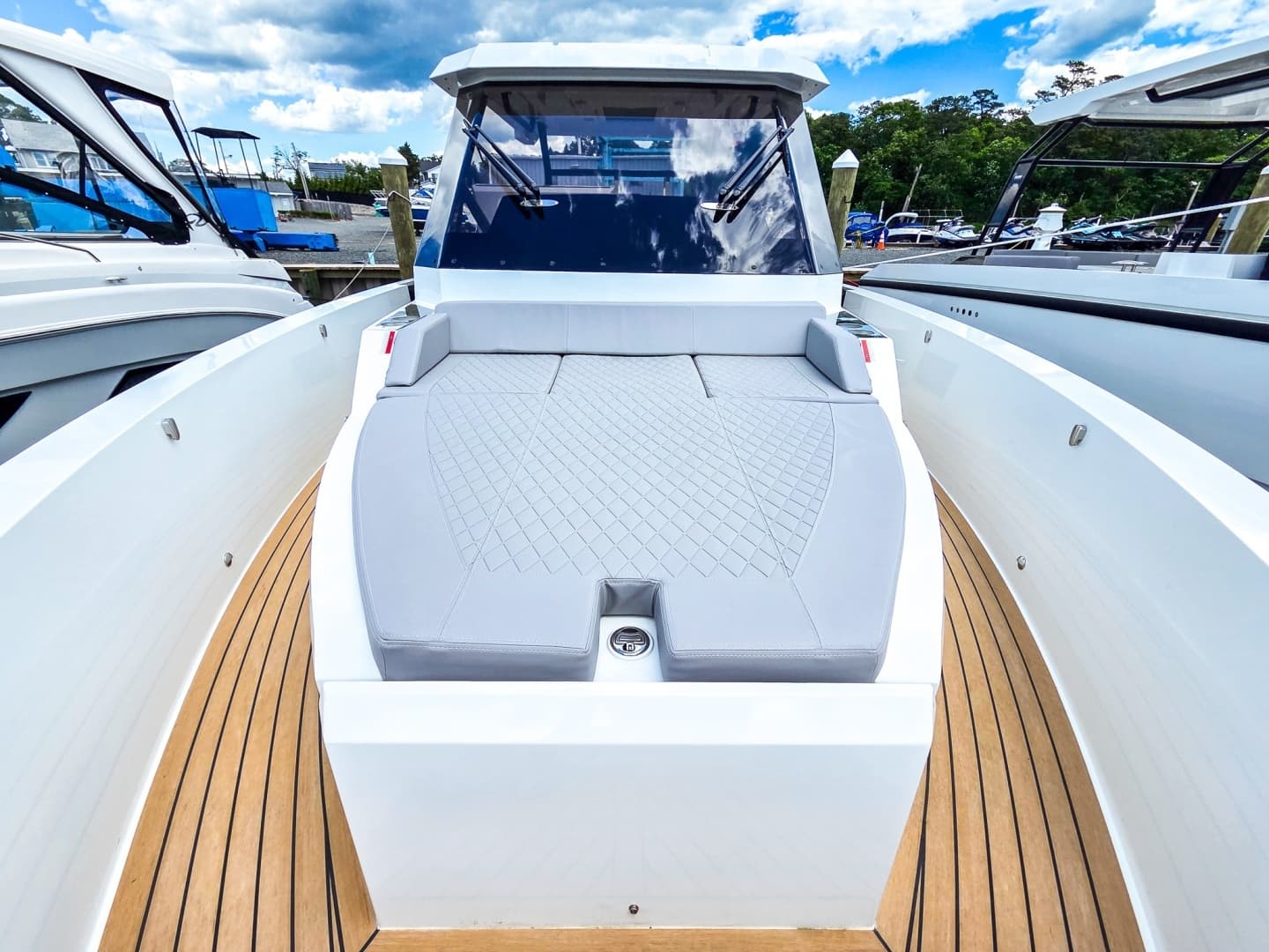 2026 De Antonio Yachts D32 - Image 28