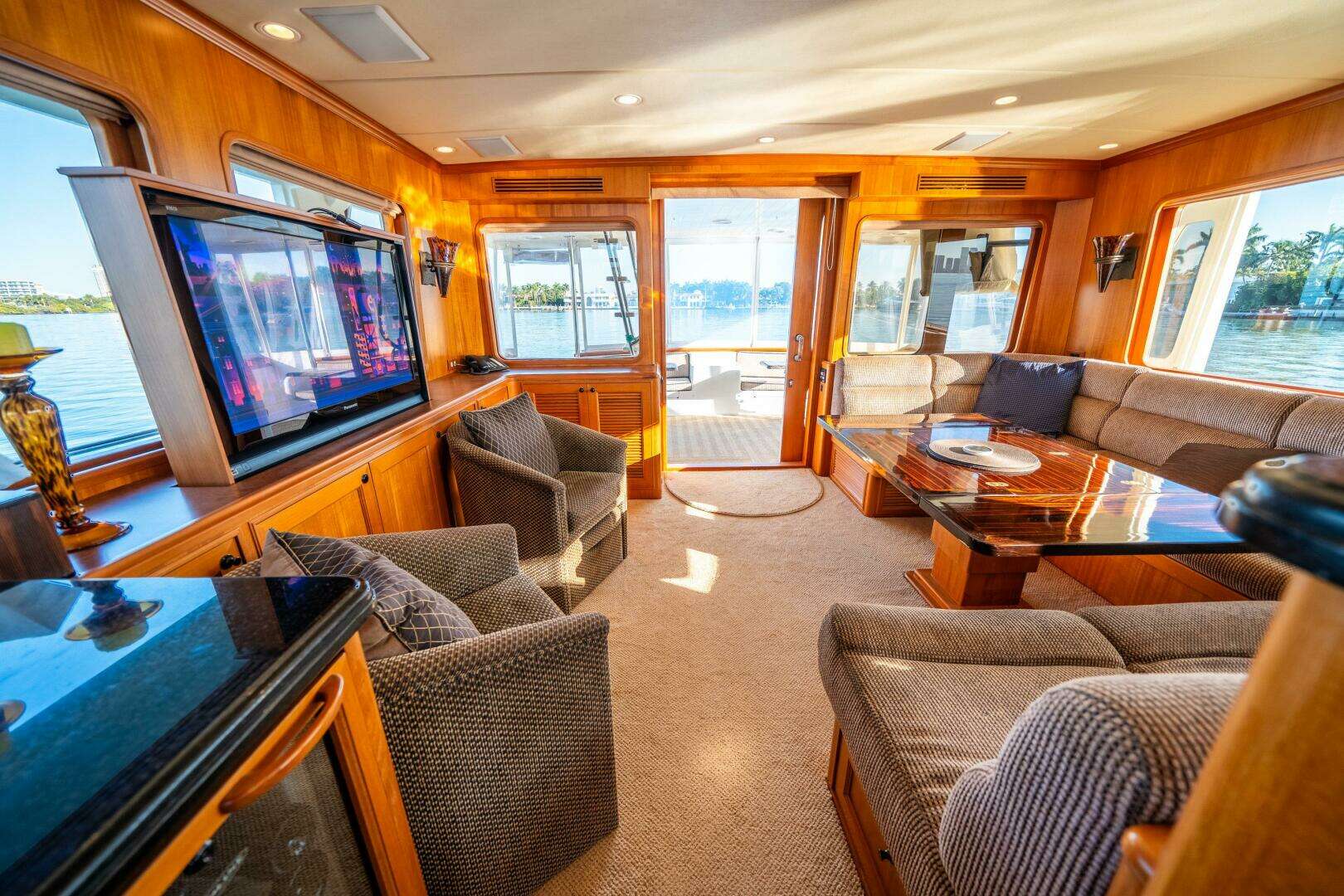 2006 Offshore Yachts 72 Pilothouse - Image 23