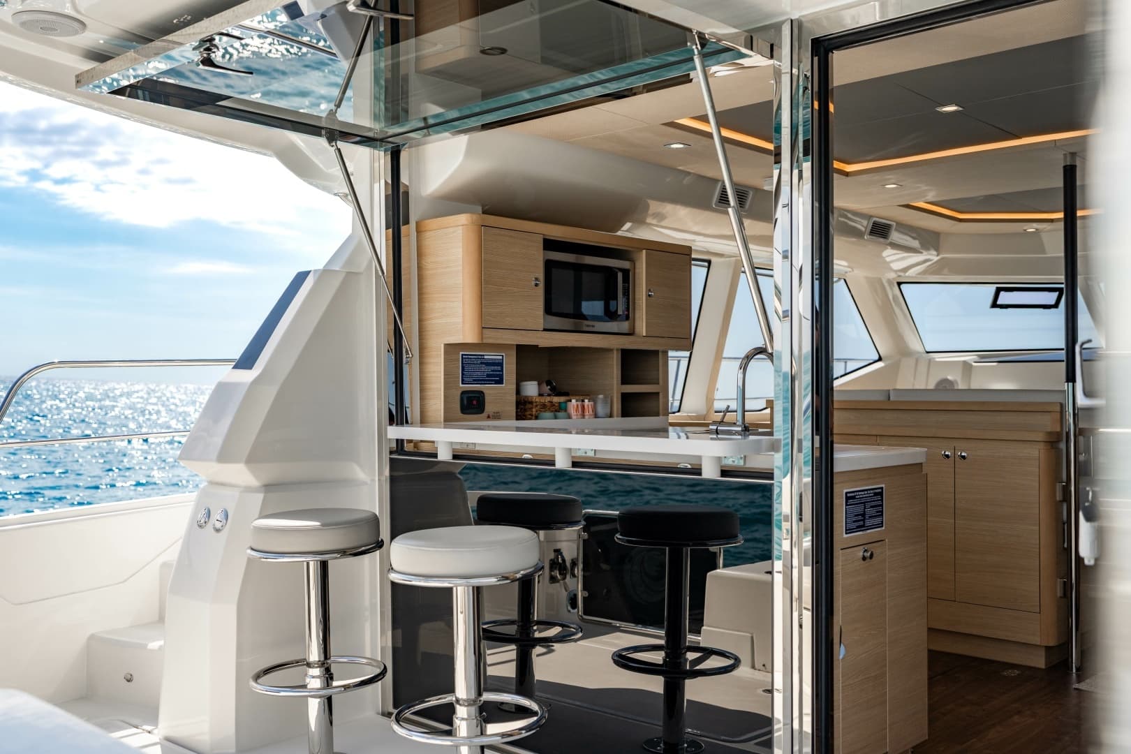 2024 Aquila 44 Yacht - Image 24