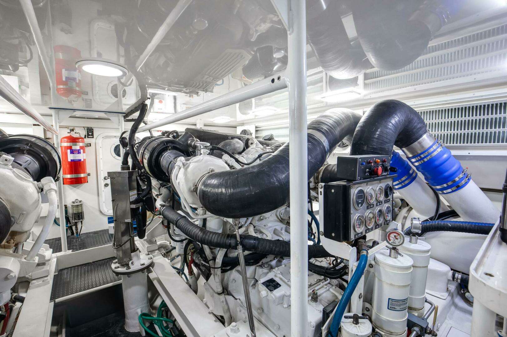 2007 Viking 68 Convertible - Image 32