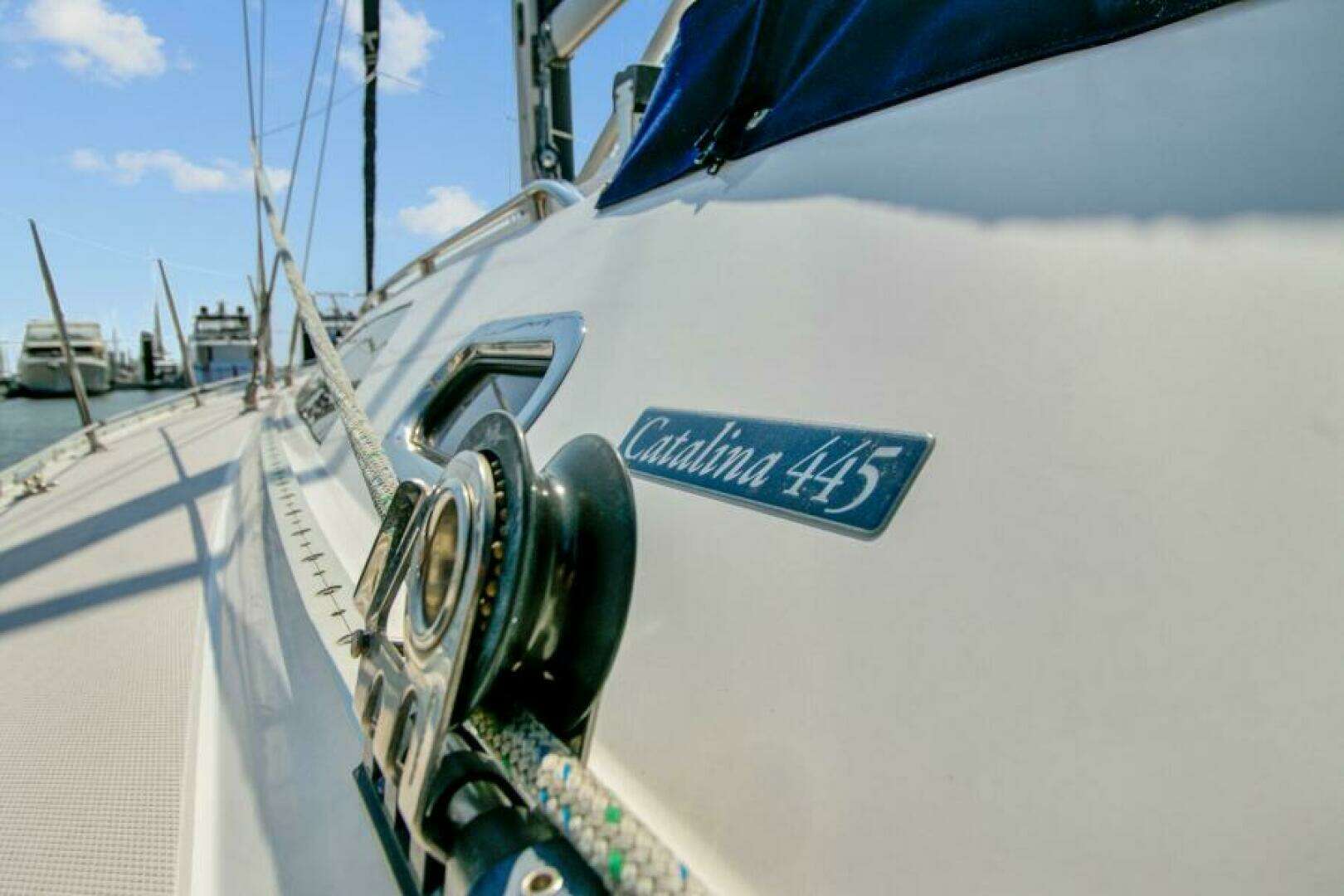 2011 Catalina 445 - Image 14