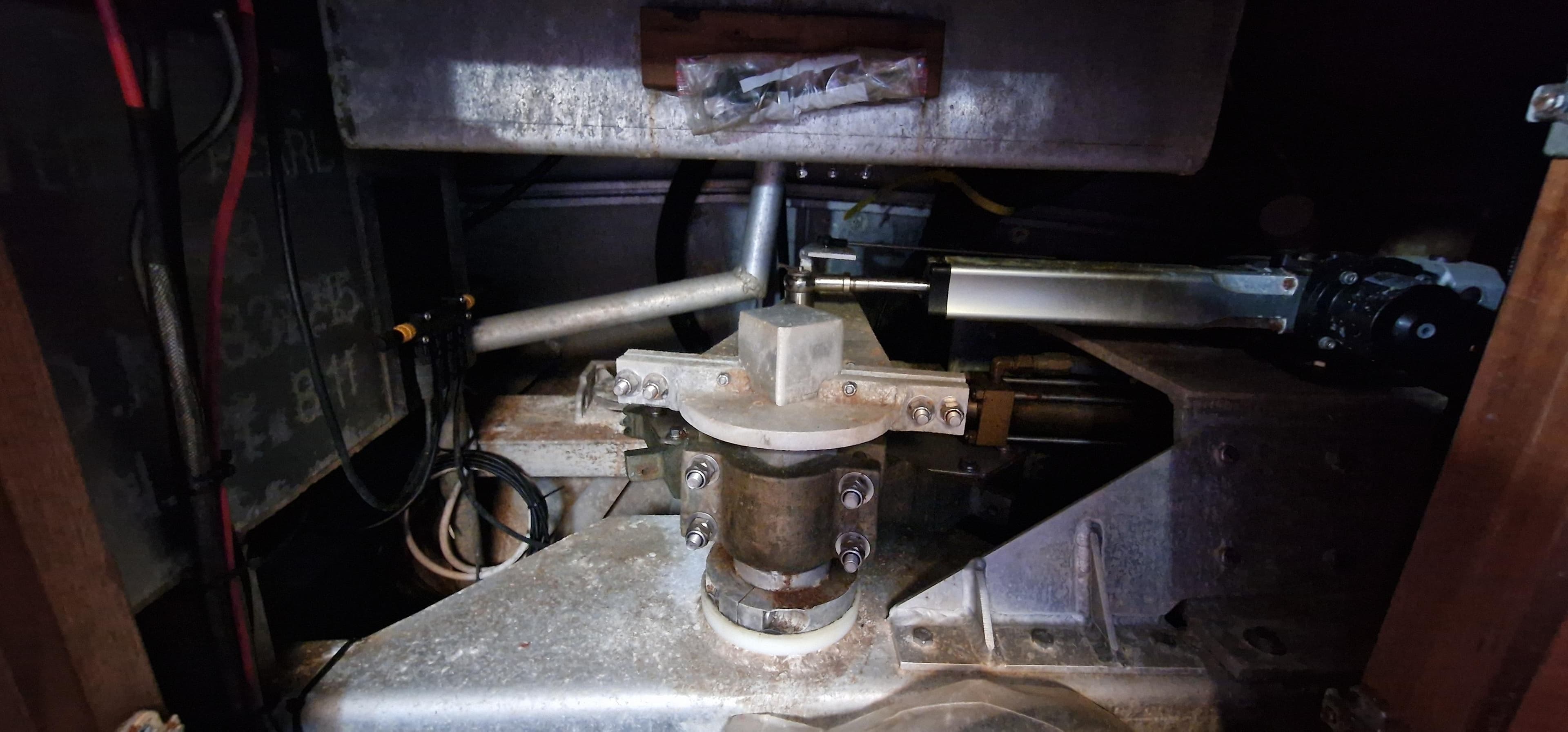 Engine compartment of a 1983 Whisstock Selestra 42, showcasing mechanical components and wiring.