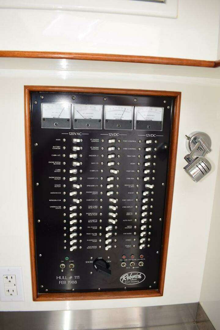 1988 Rybovich Express Walkaround - Image 13