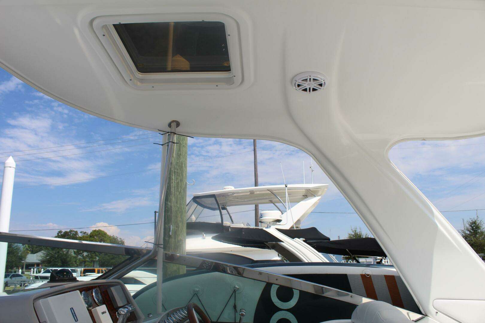 2004 Formula 40 Performance Cruiser - Image 16