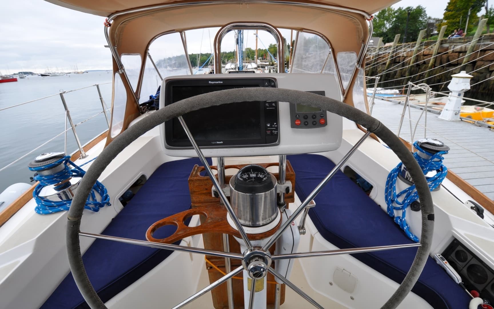 2004 Sabre 426 - Image 16