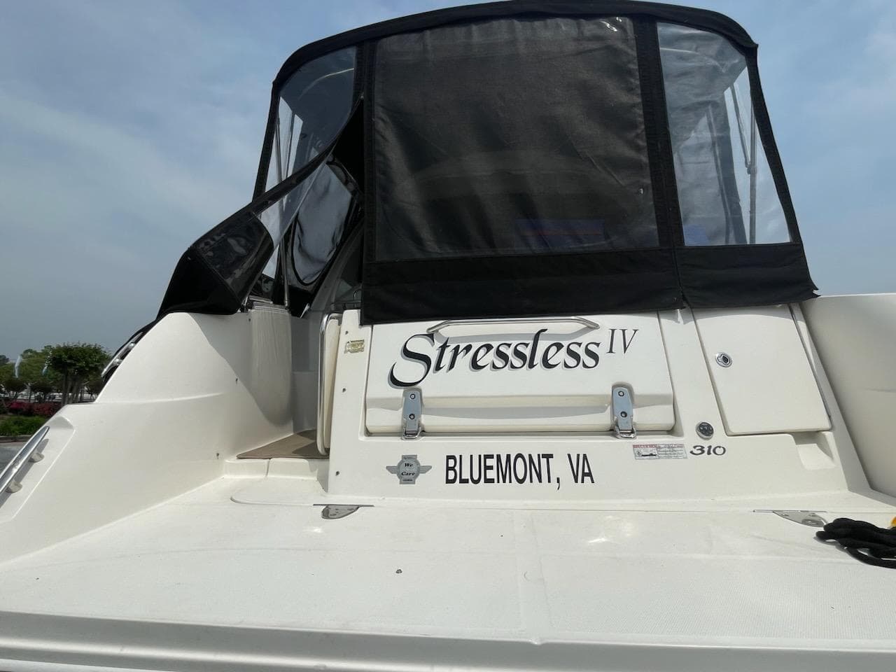 2007 Sea Ray 310 Sundancer boat with "Stressless IV" name, Bluemont, VA.