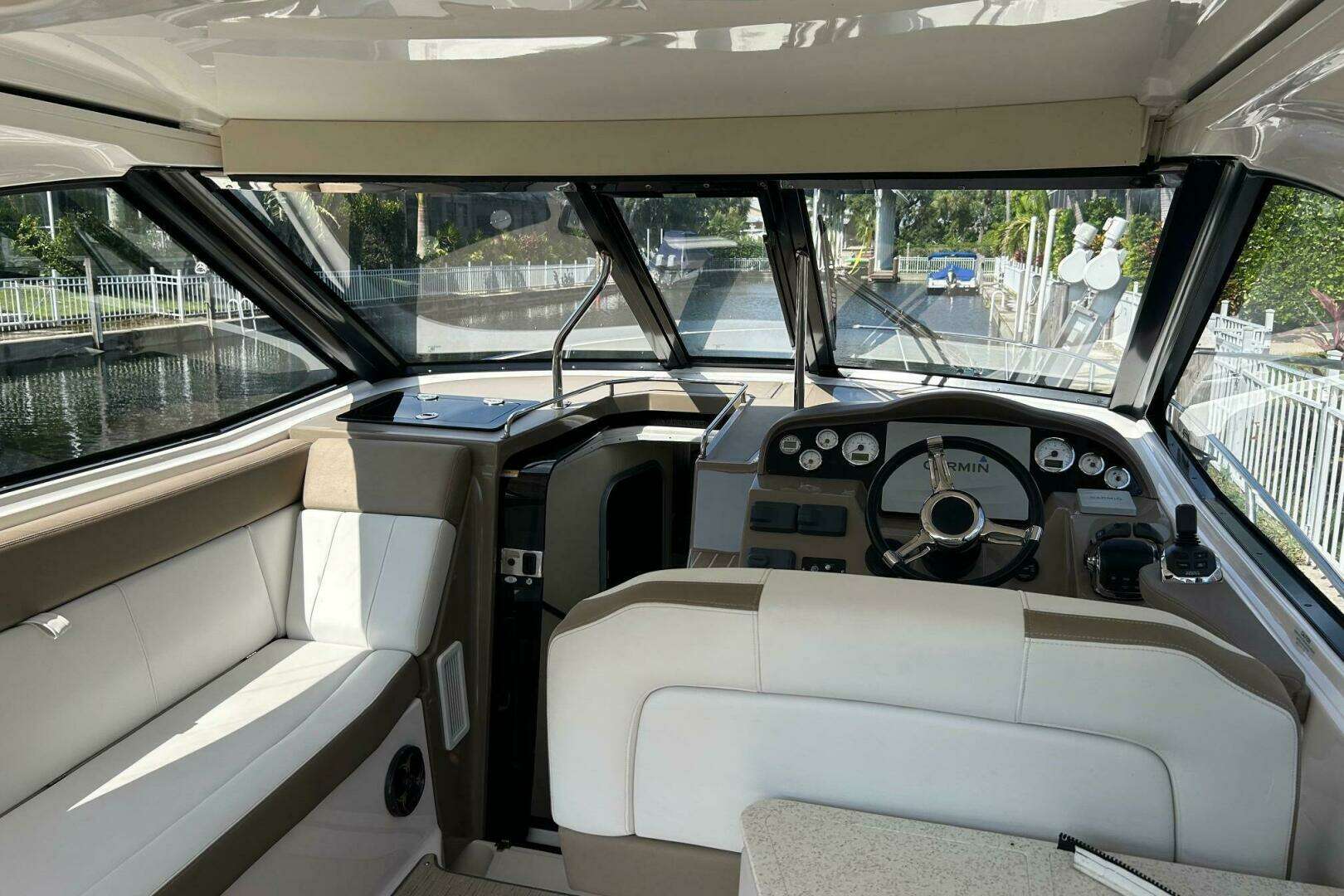 2016 Regal 35 Sport Coupe - Image 17