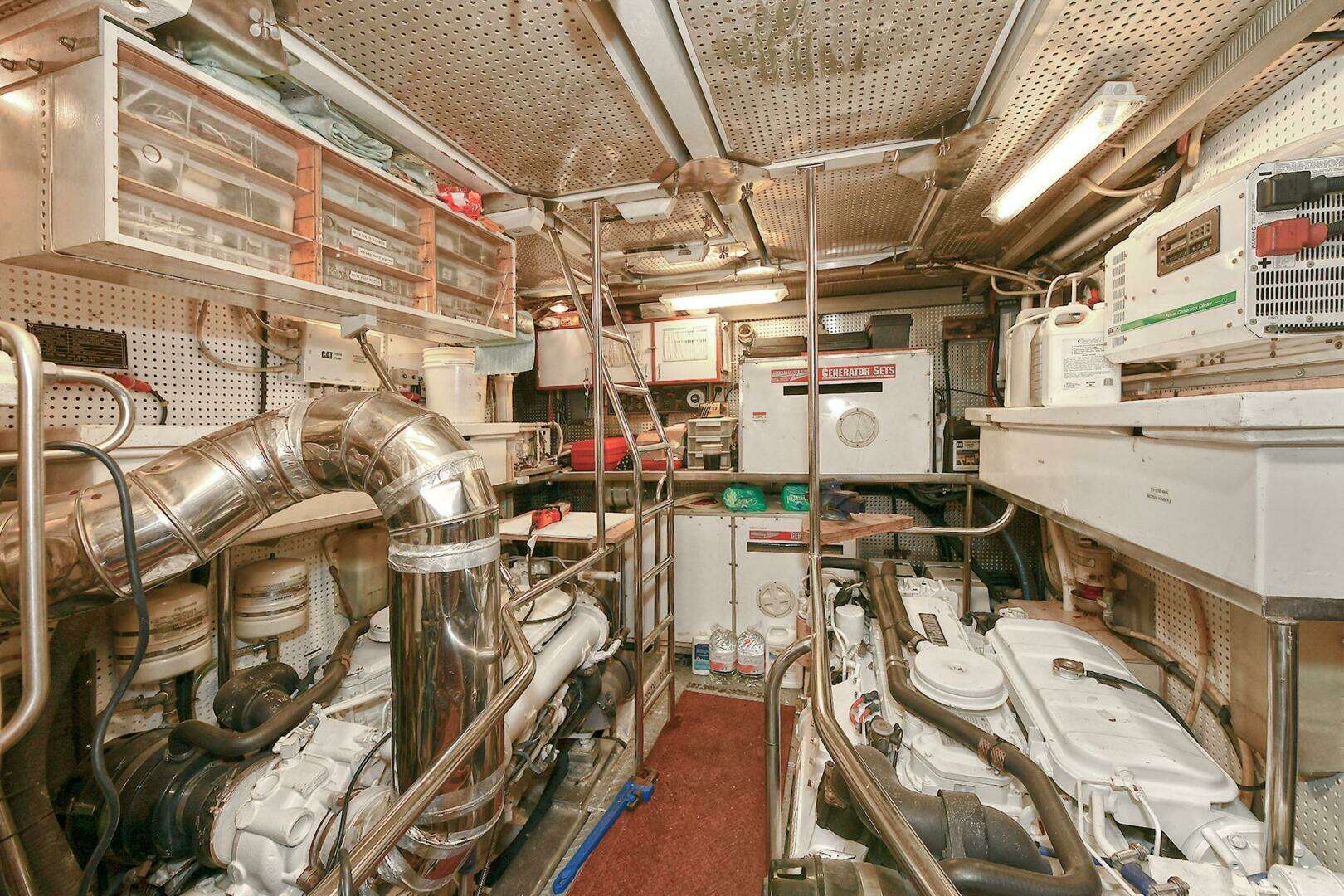 2002 Grand Alaskan Flushdeck - Image 9