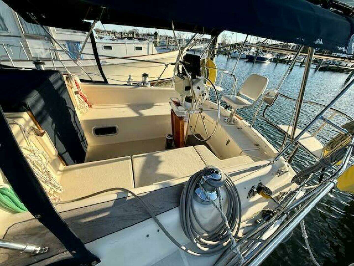 1999 Caliber 40 LRC - Image 20