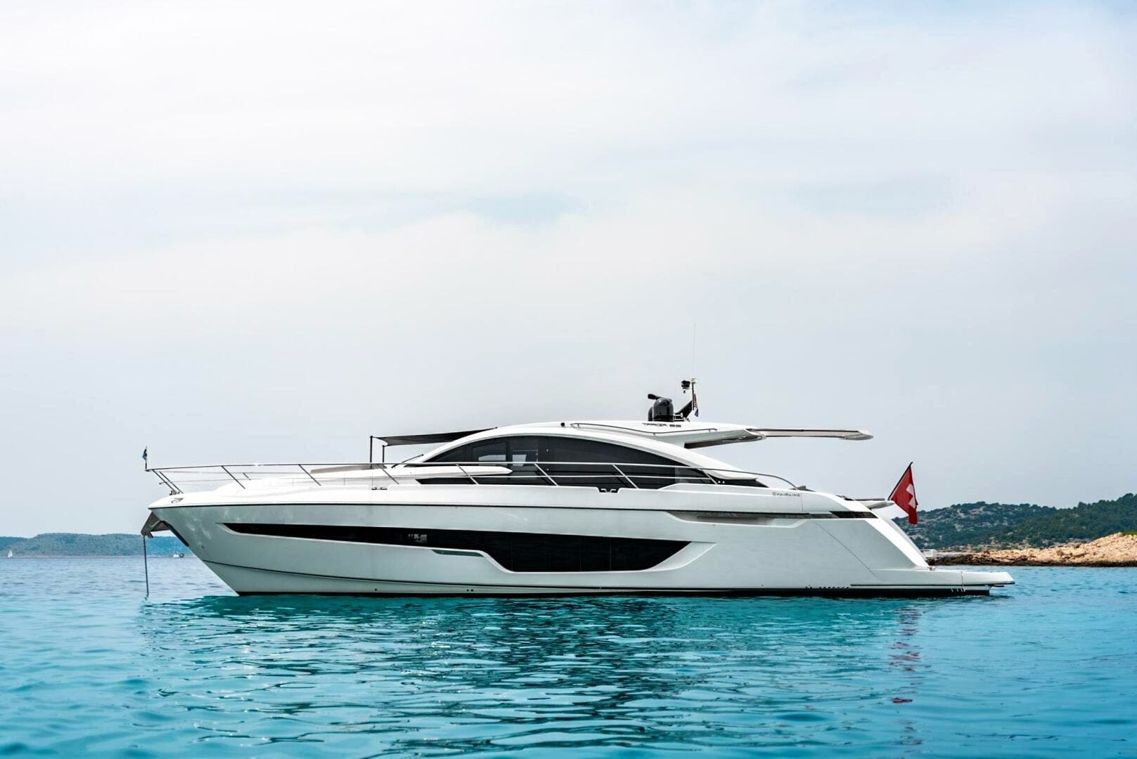 2019 Fairline — - Image 2