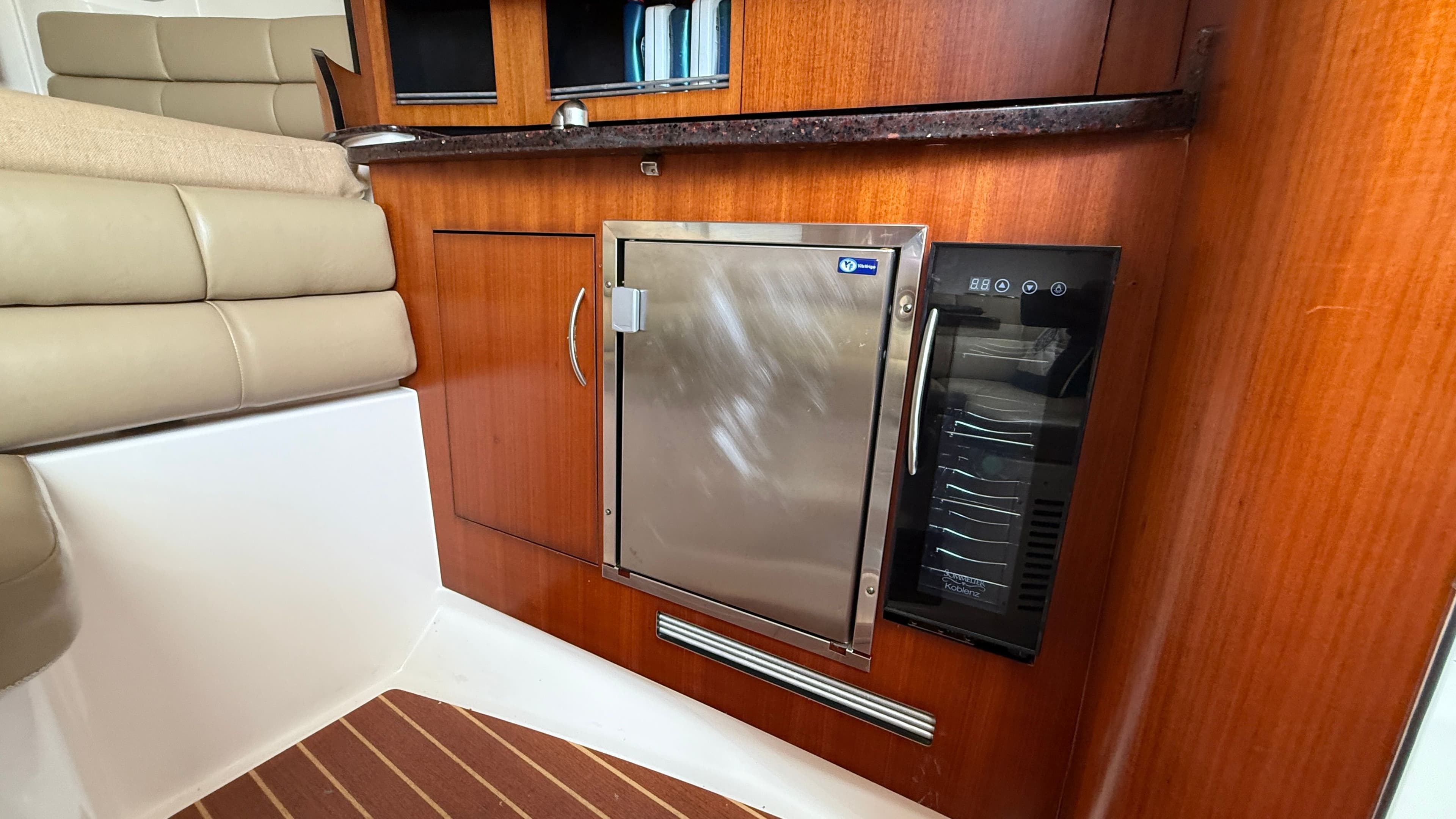 2013 EDGEWATER 335 EX - Image 40