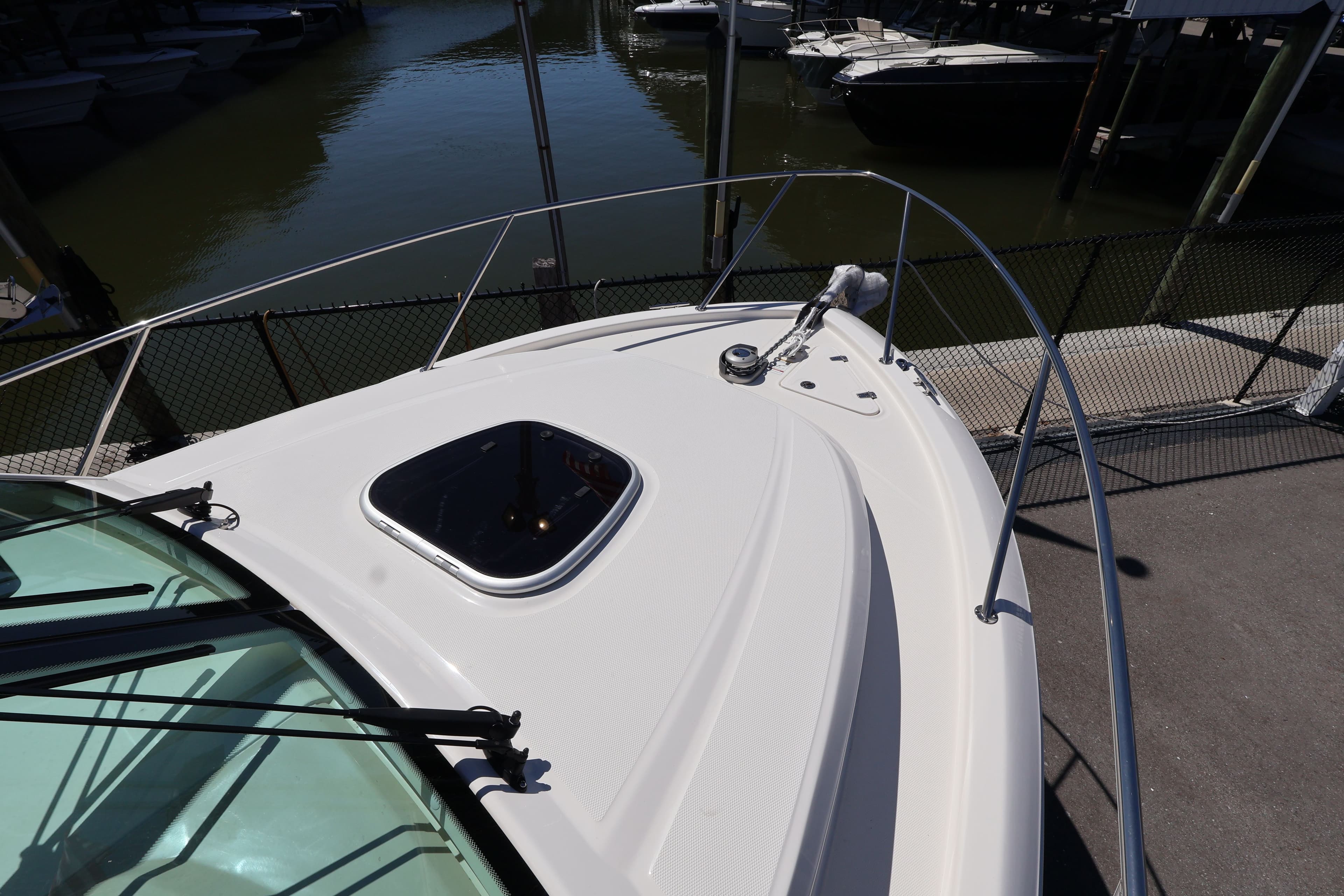 2026 Boston Whaler 285 Conquest - 35