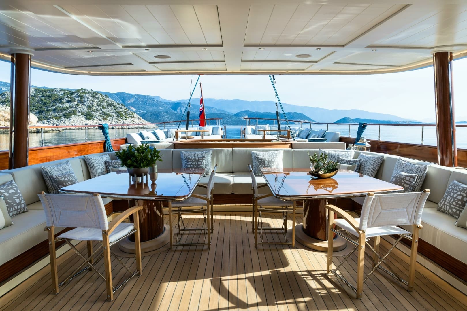 2026 Ares Yachts — - Image 19