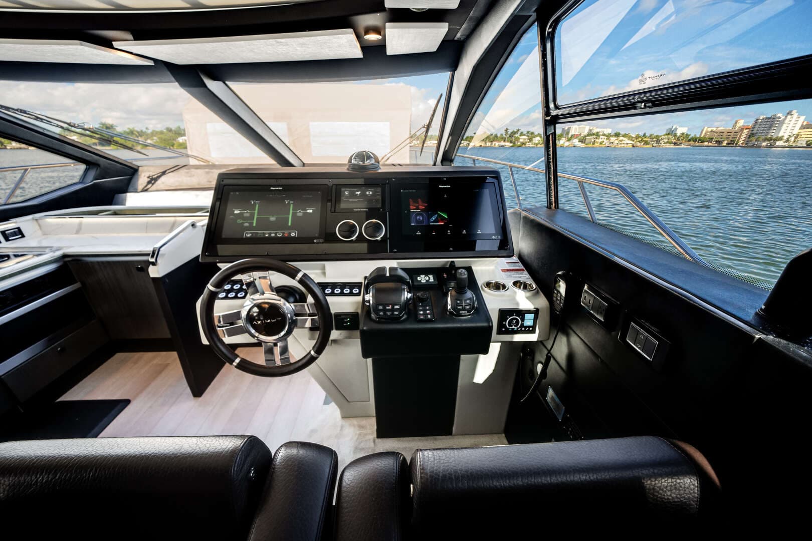 2022 Azimut S7 - Image 52
