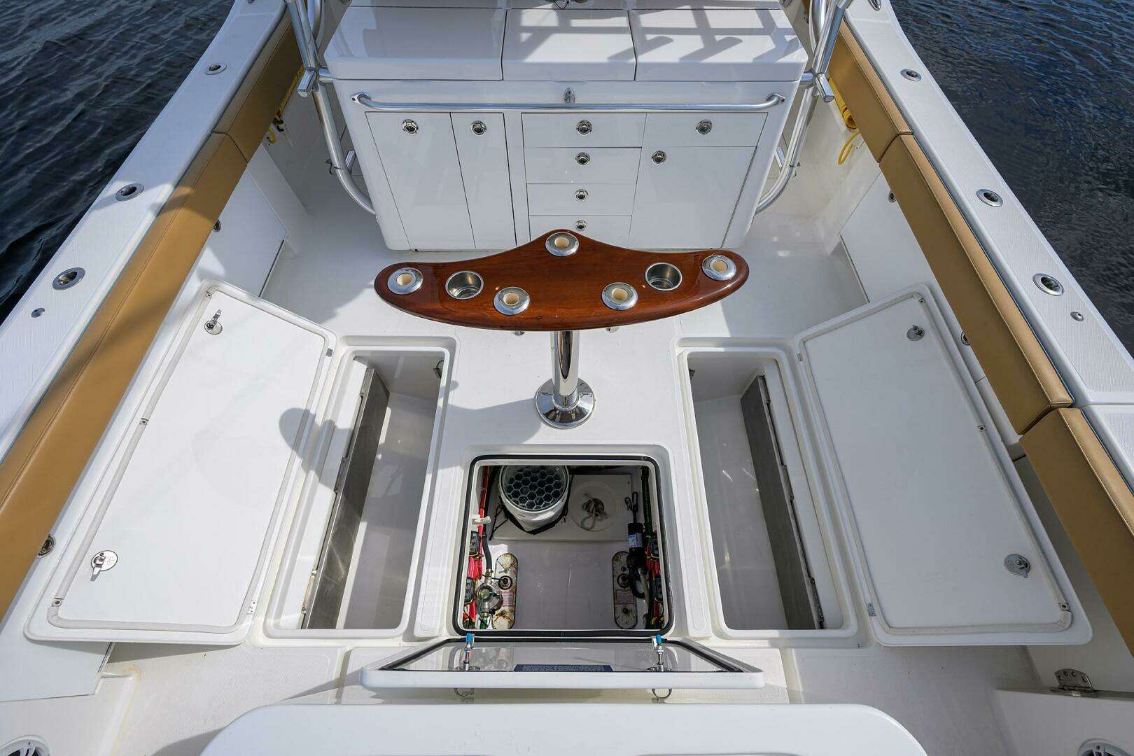 2018 Buddy Davis 42 Center Console - Image 41