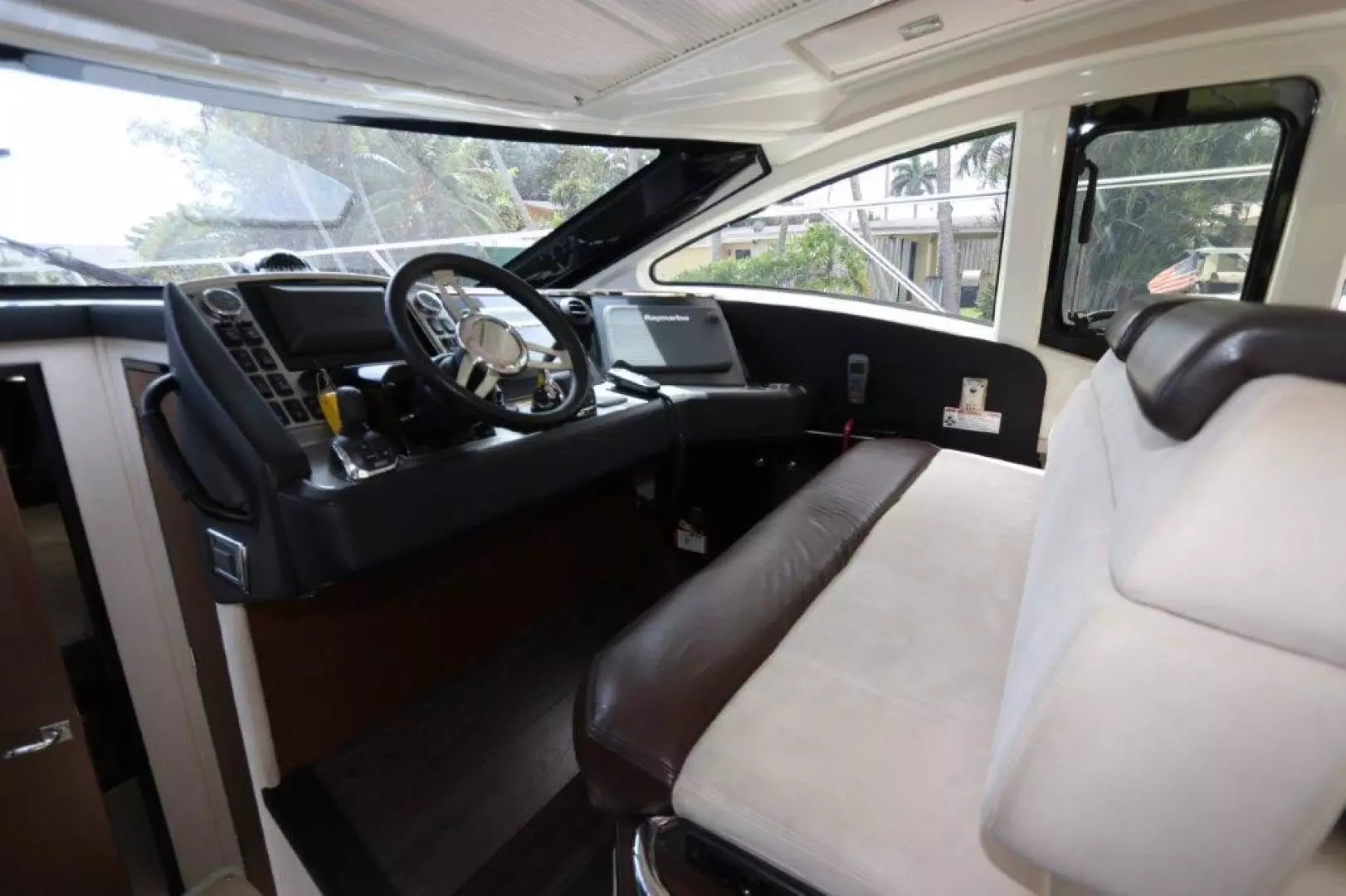 2012 Marquis Sport Coupe - Image 12