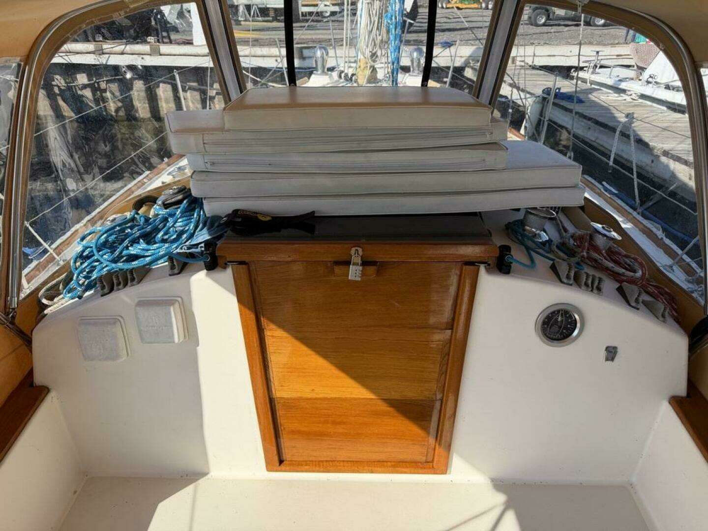 1984 Sabre Sabre 34-1 - Image 35