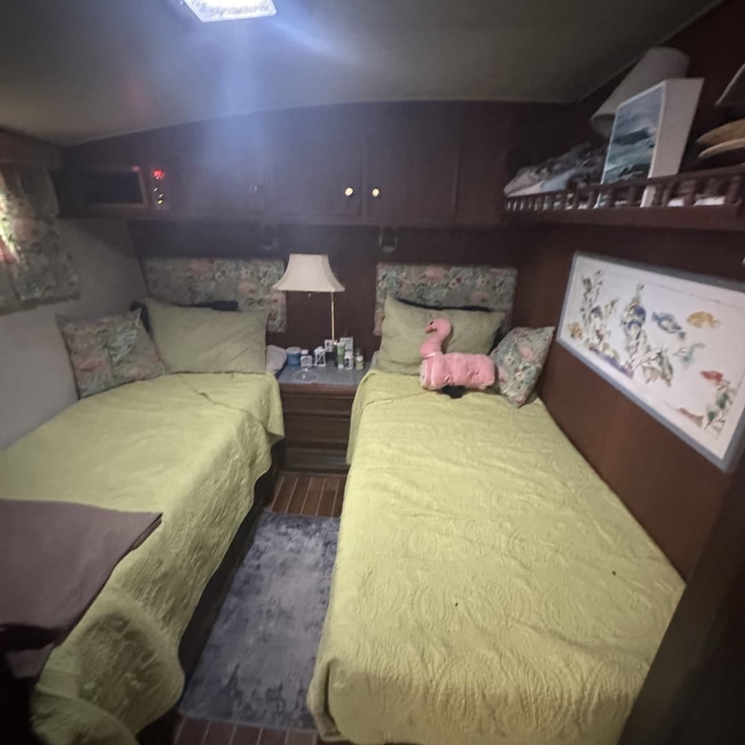 1981 Hatteras 43 Convertible - Image 24