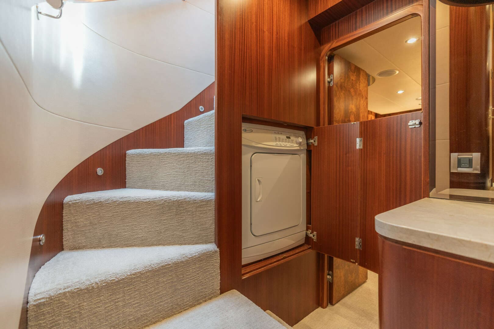 2013 Ocean Alexander 65 PILOTHOUSE - Image 47