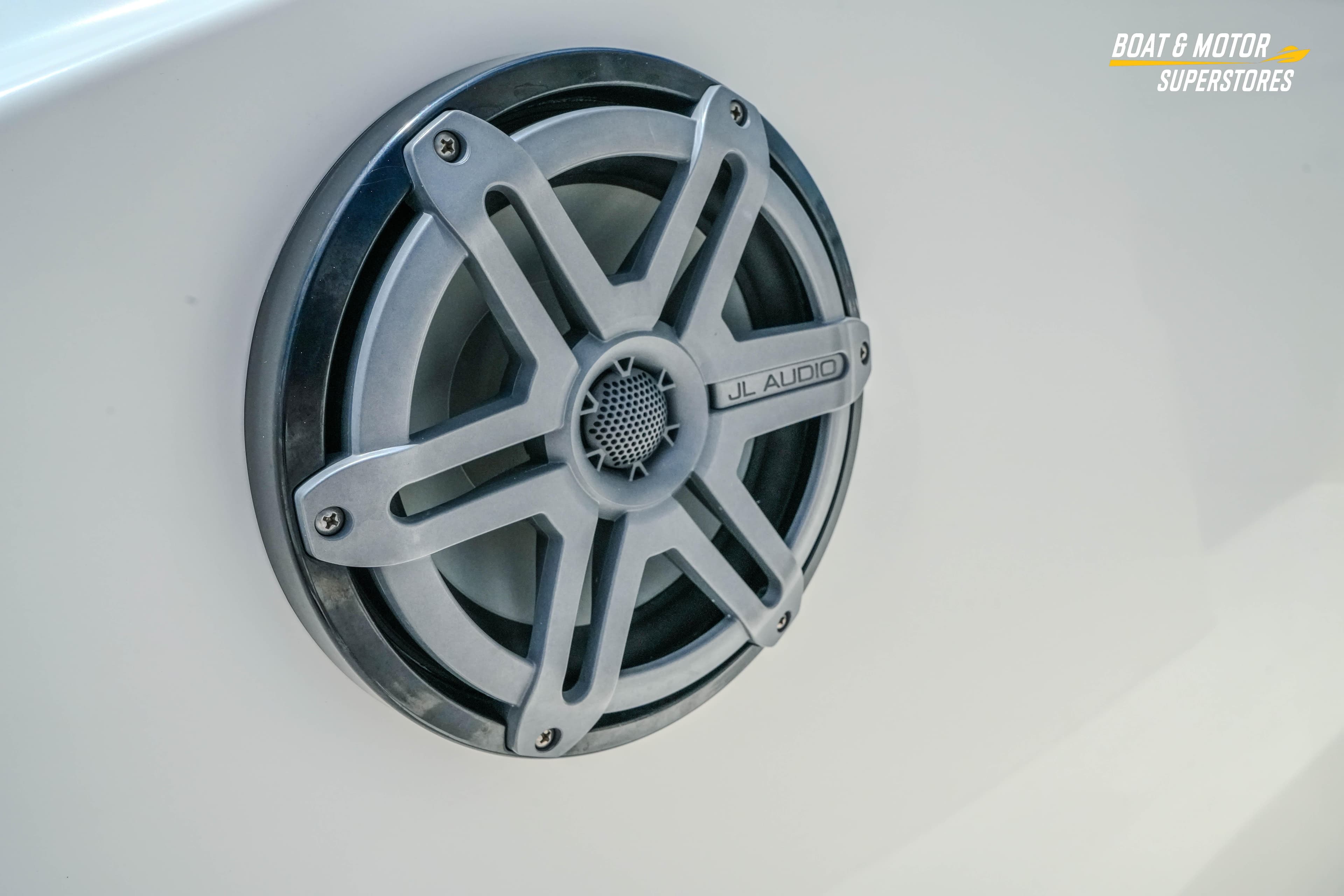 JL Audio speaker on 2016 Pursuit C 260 Center Console boat.