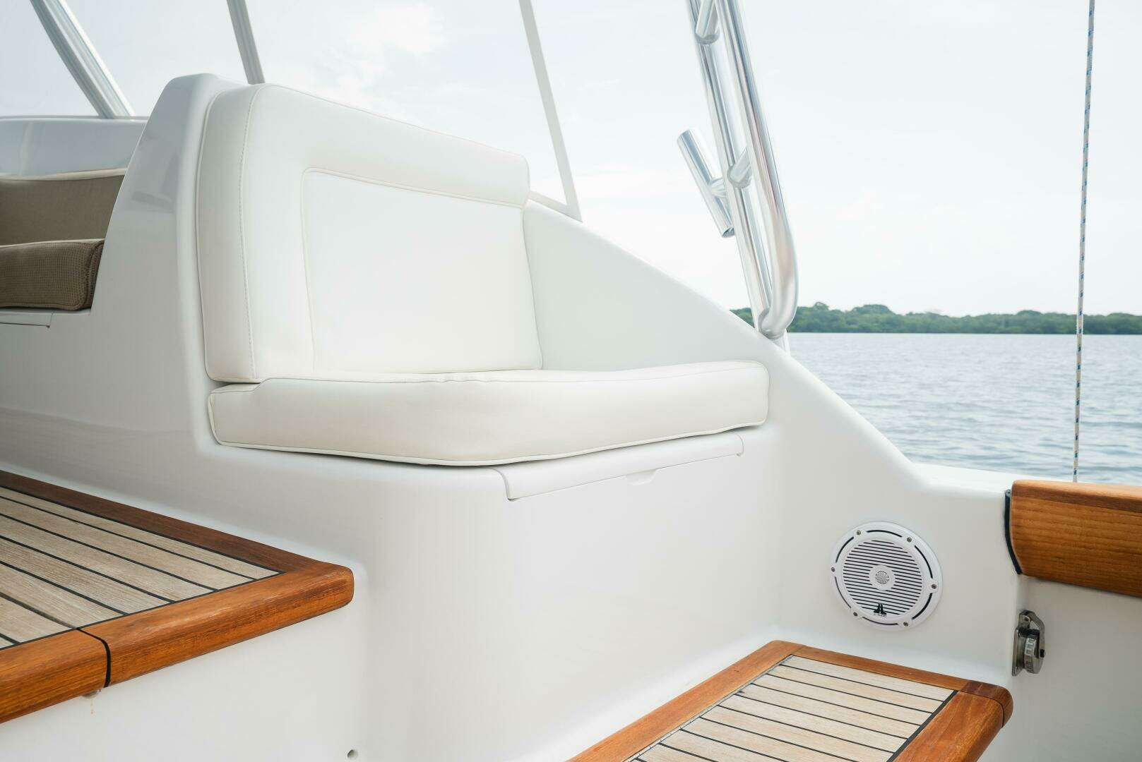 2019 Custom Carolina Daniels Express Sportfish - Image 25