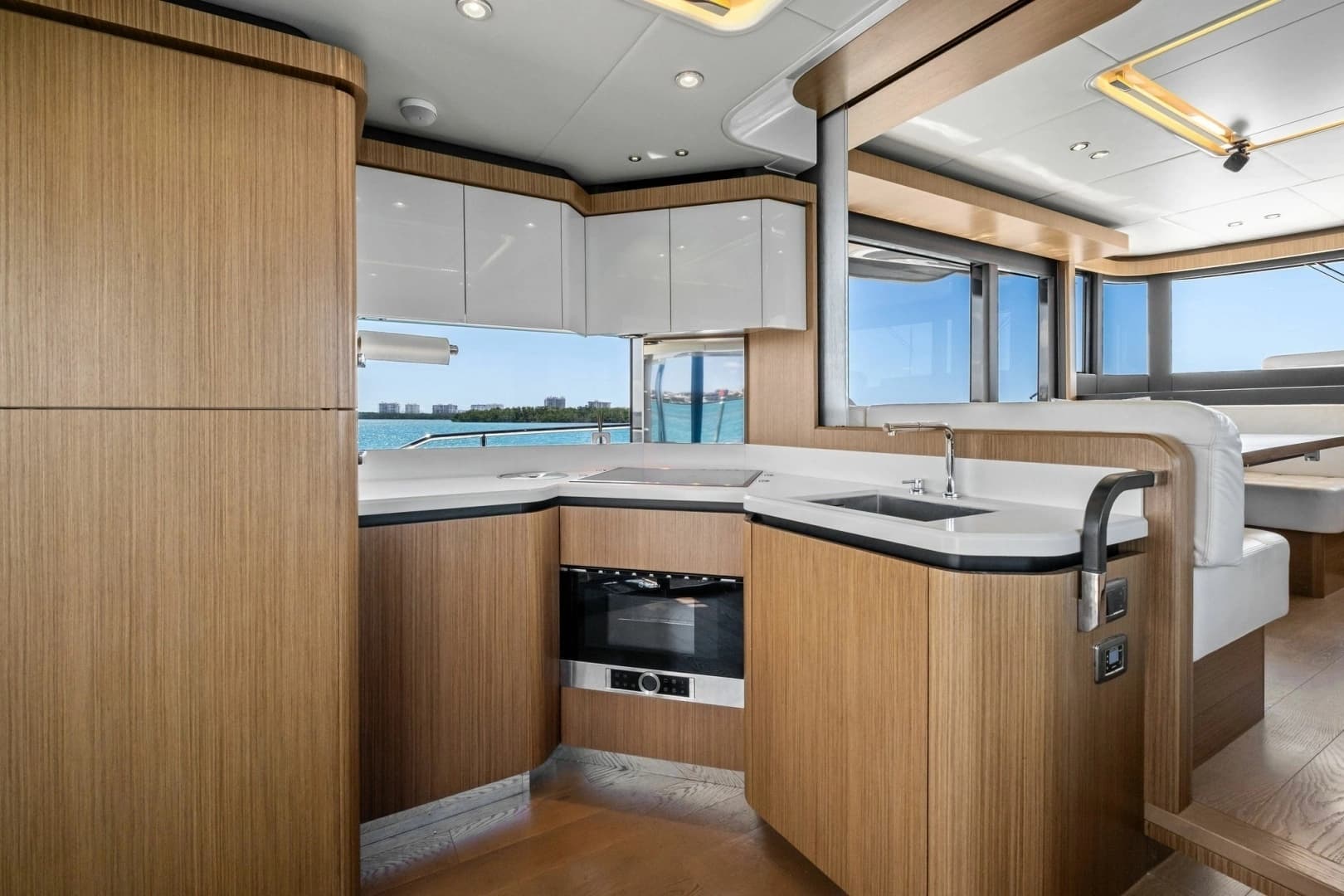 2019 Absolute 52 Navetta - Image 14