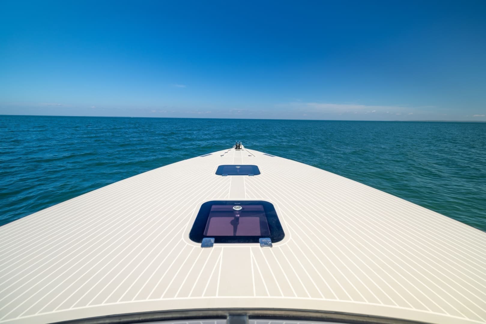 2016 VanDutch VanDutch 40 - Image 16