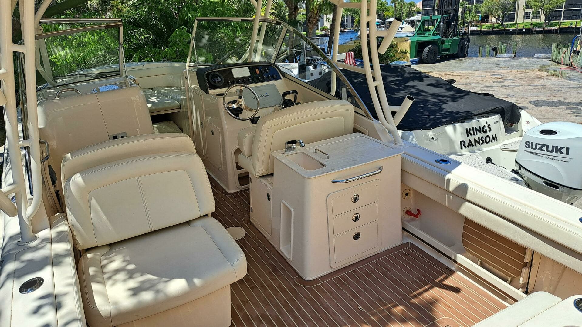 2018 Grady-White Freedom 285 - Image 26